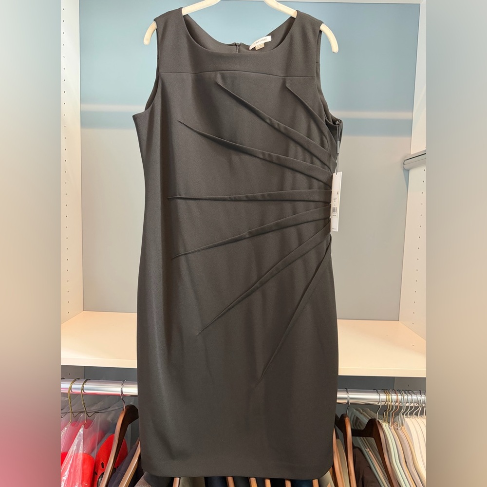 NWT Calvin Klein Sleeveless Sheath Dress. Asymmetrical Pleat Detail. Sz 14. New!